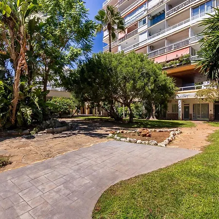 Eurosol 4 By Ivi Real Estate 托雷莫利诺斯